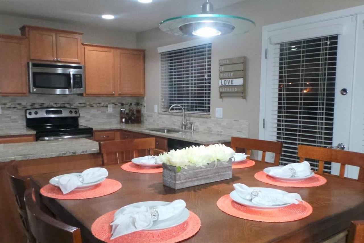 Adventure Home Rentals Phoenix Bagian luar foto